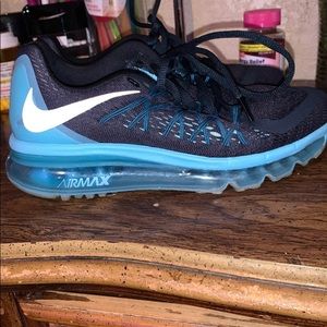 Women’s Nike airmax